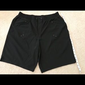 Nearly new lightweight DryTek TekGear shorts